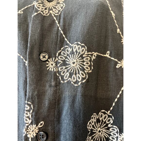 Truth By Republic Men's Grey Embroidered Linen Blend Floral Camp Shirt NWT Small - Picture 3 of 8